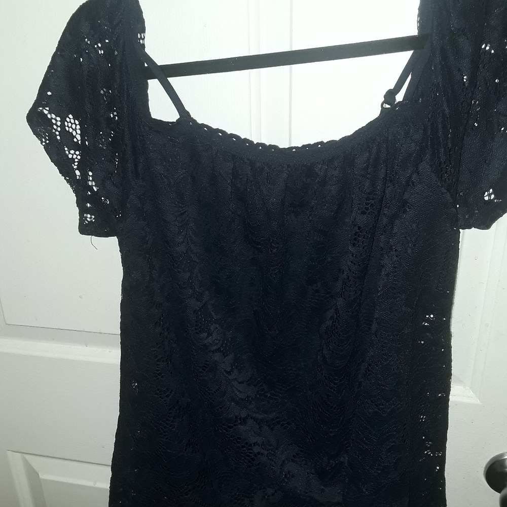 Navy off the shoulders blouse!